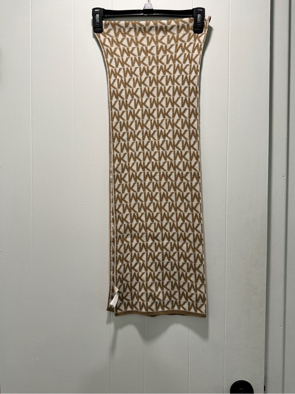 MICHAEL Michael Kors Tan/Khaki & Cream Logo Knit Scarf